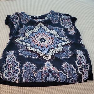 DR2 Navy and White Patterned Blouse